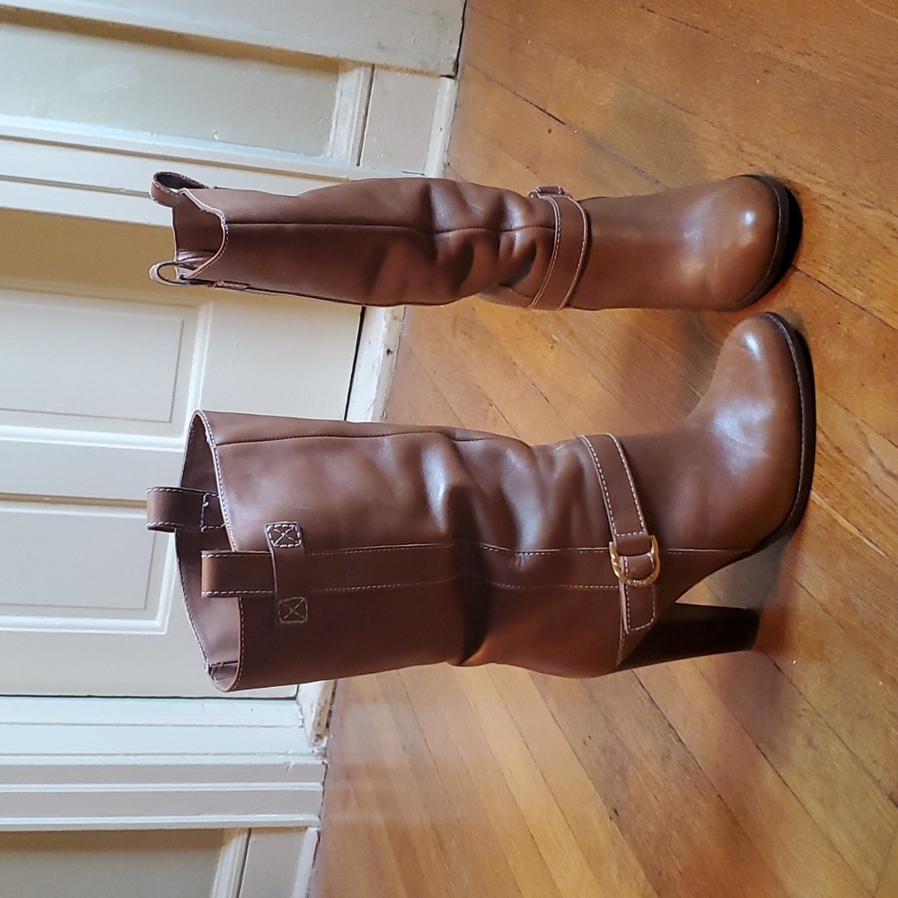 Tan Boots